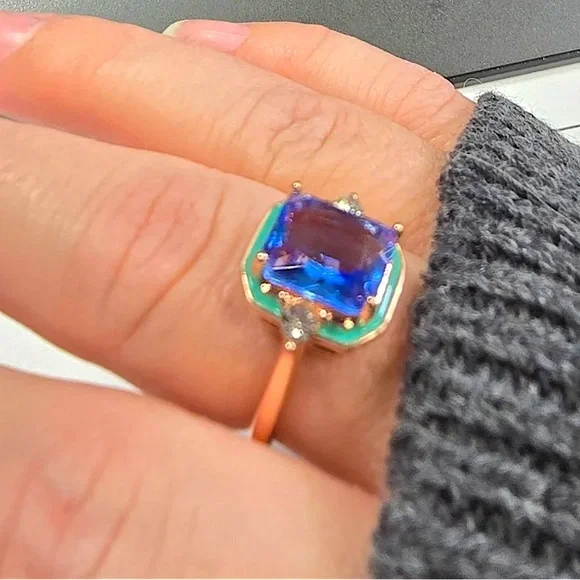 Gold Art Deco Blue Sapphire Ring - Picture 5 of 9